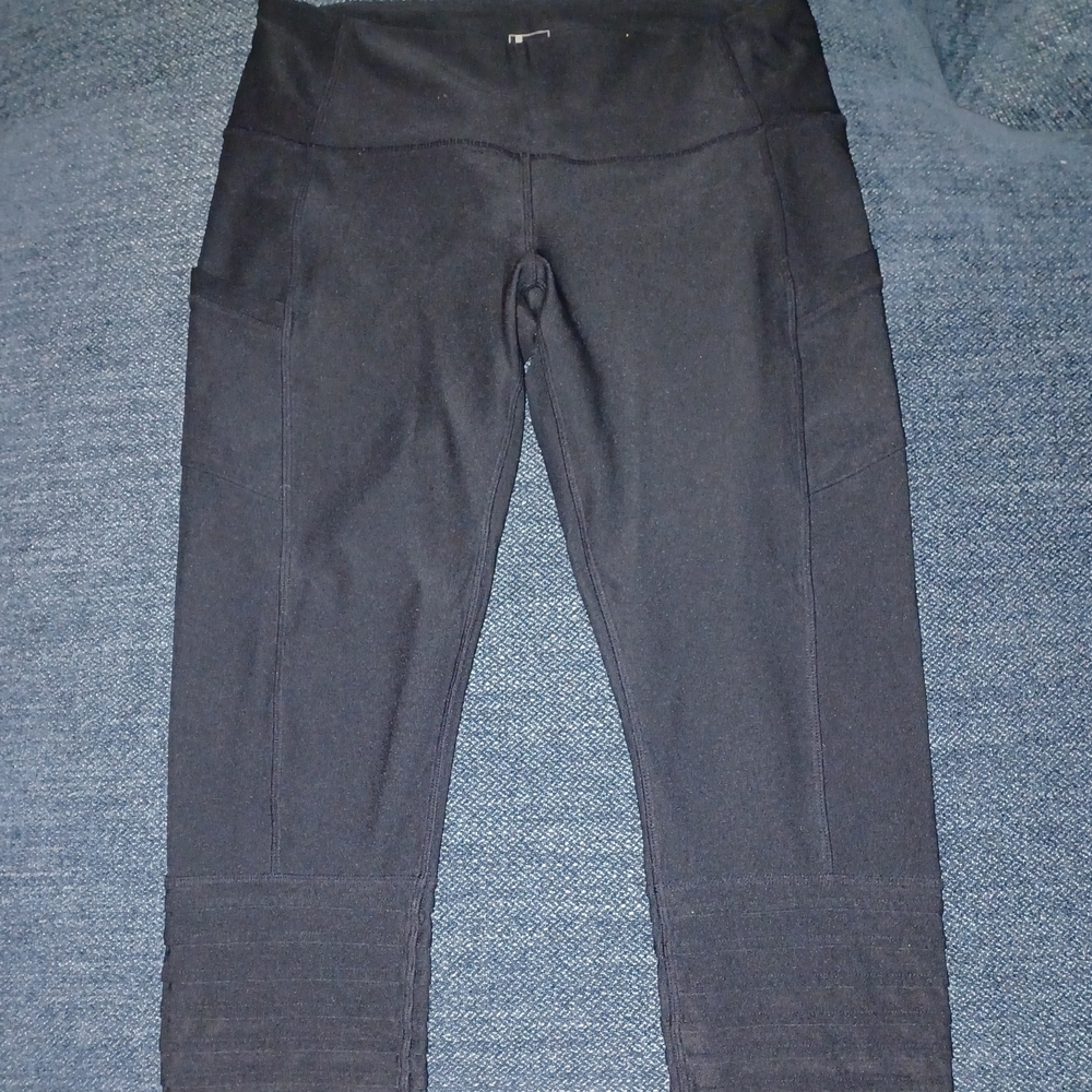Mondetta Jet Black Performance Leggings